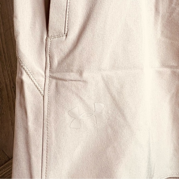 Under Armour Flex Woven Shorts 5” - Picture 5 of 6